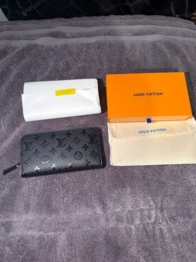 Black Monogram Zip-Around Wallet with Packaging brand new, box and dust bag